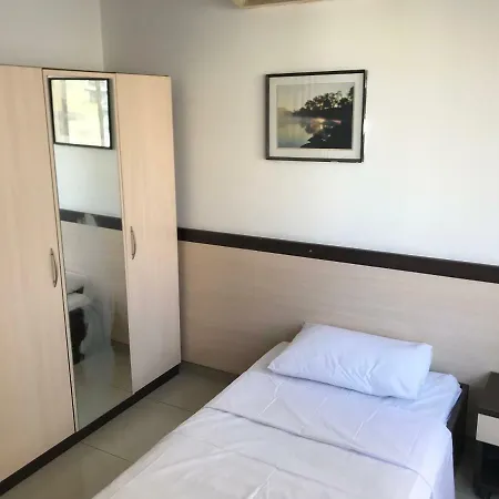 Hotel Paceville 2*